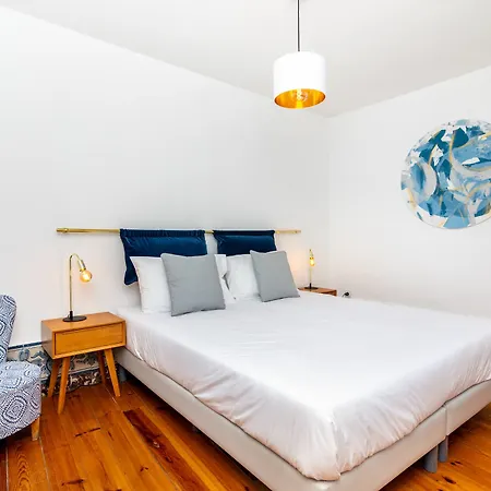 Downtown Luxury Family Apartment *